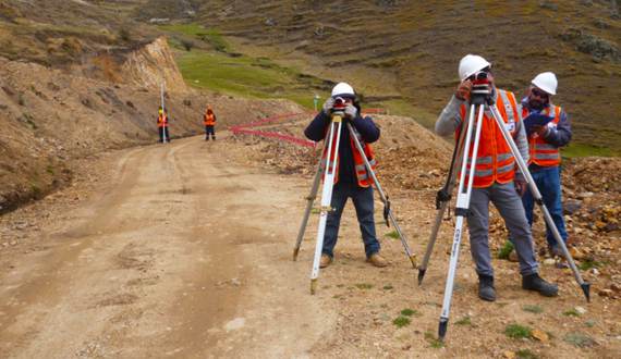 Topografo en Yungay